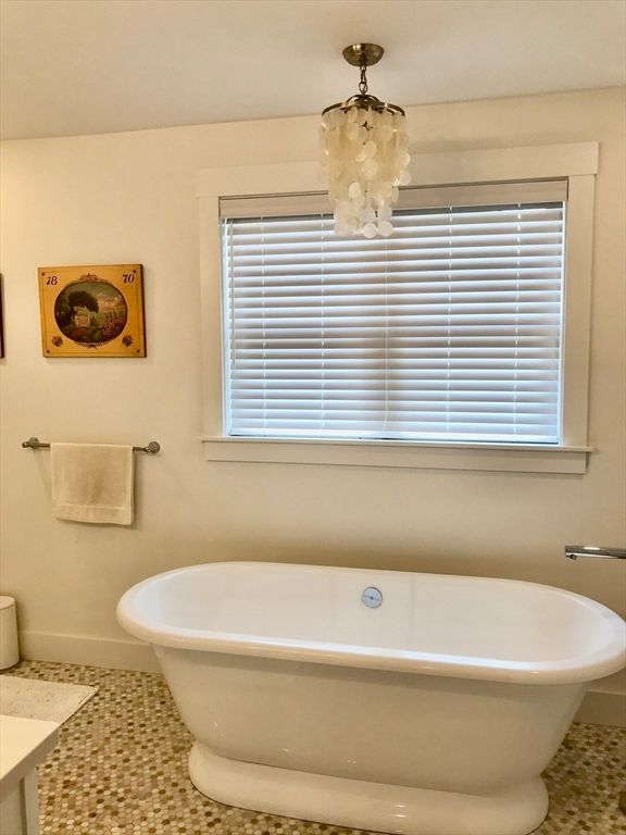 Bathroom, Chandelier, Free Standing Baths, Interior