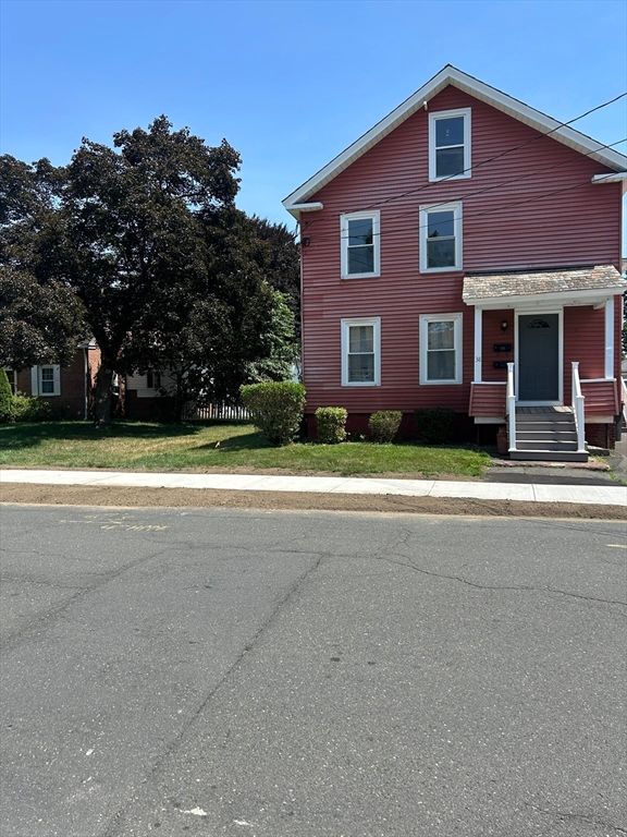Exterior, Facade, Queen Anne Victorian