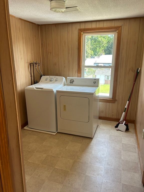 Interior, Washer, Wooden Walls