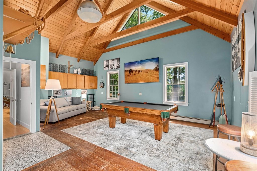Billiard Table, Game Room, Interior, Wooden Beams, Wooden Ceilings, Wood Texture Flooring