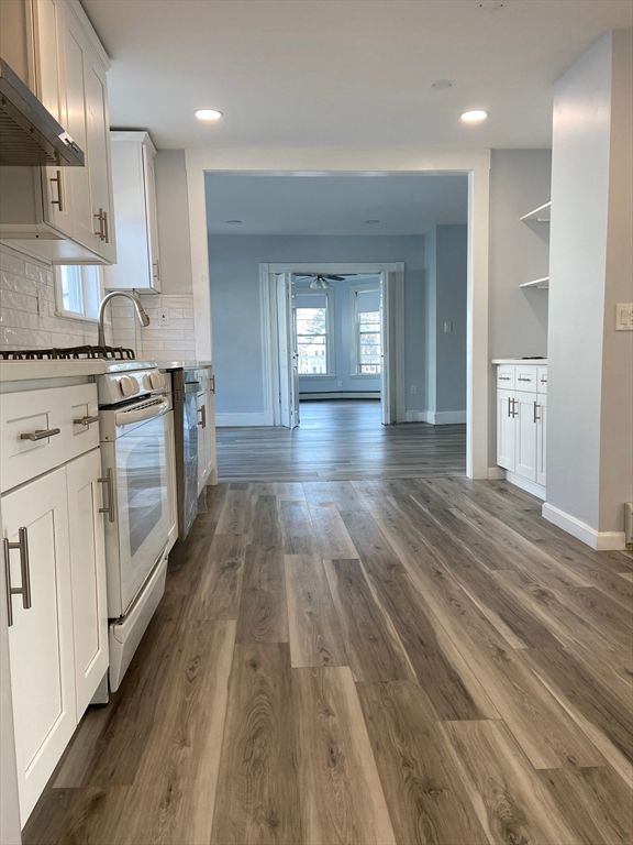 Interior, Kitchen, Recessed Lighting, Wood Texture Flooring