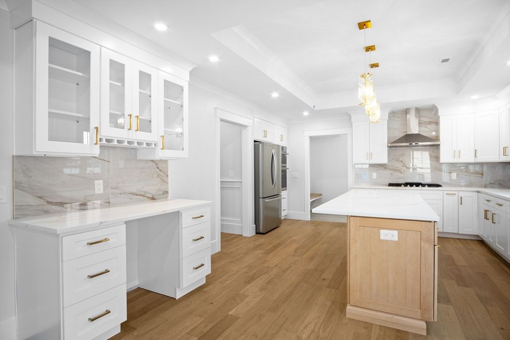 Interior, Kitchen, Marble Walls, Pendant Lights, Recessed Lighting, Wood Texture Flooring