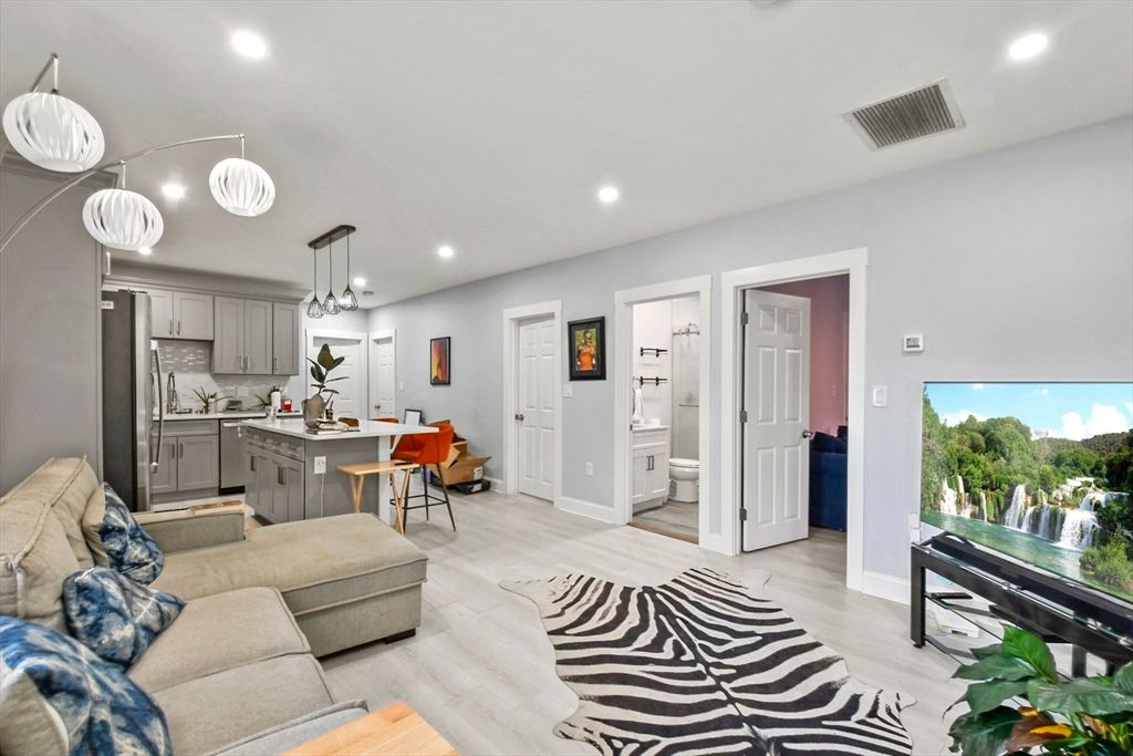 Interior, Kitchen, Living room, Pendant Lights, Recessed Lighting, Stainless Steel Appliances, Wood Texture Flooring