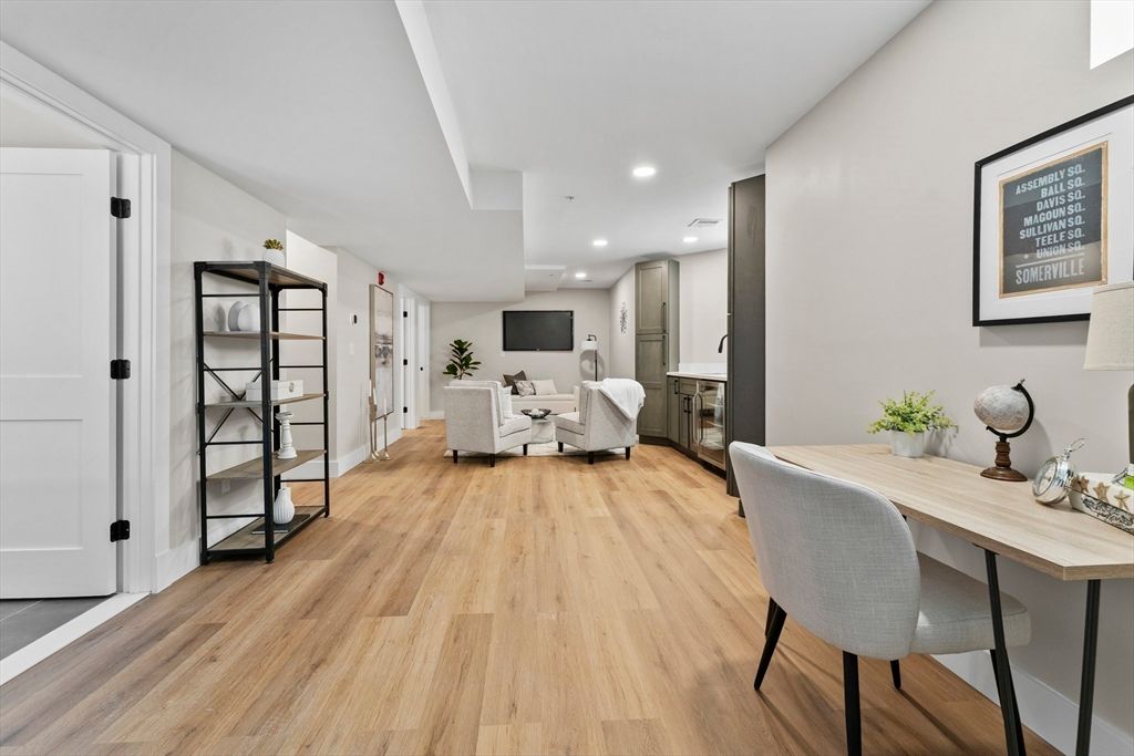 Home Office, Interior, Living room, Recessed Lighting, Wood Texture Flooring