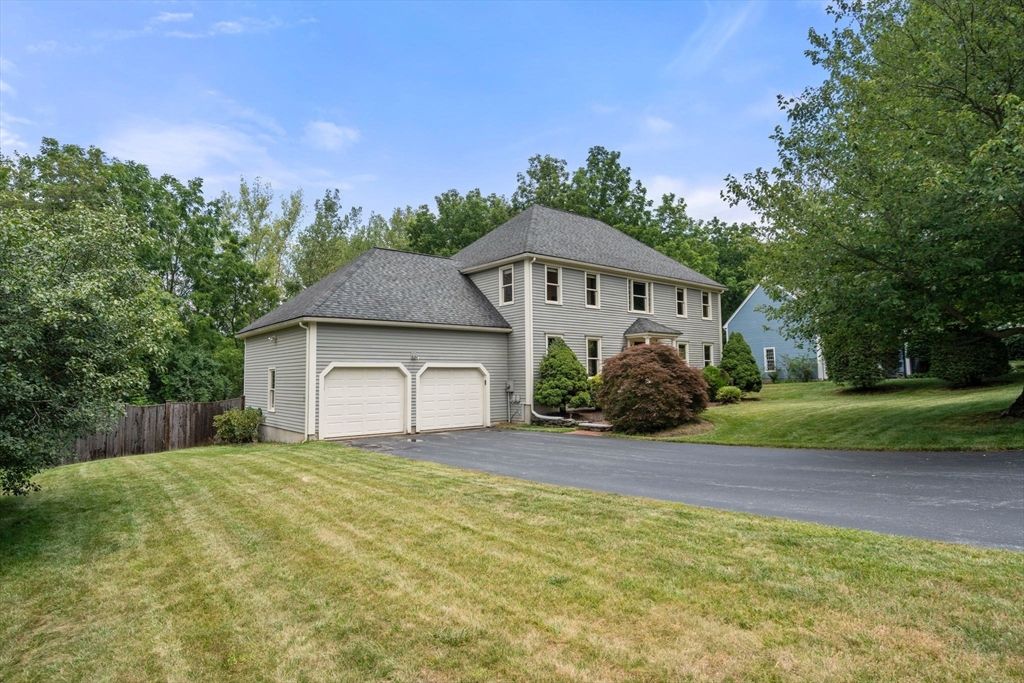 Attached, Backyard, Exterior, Facade, Georgian