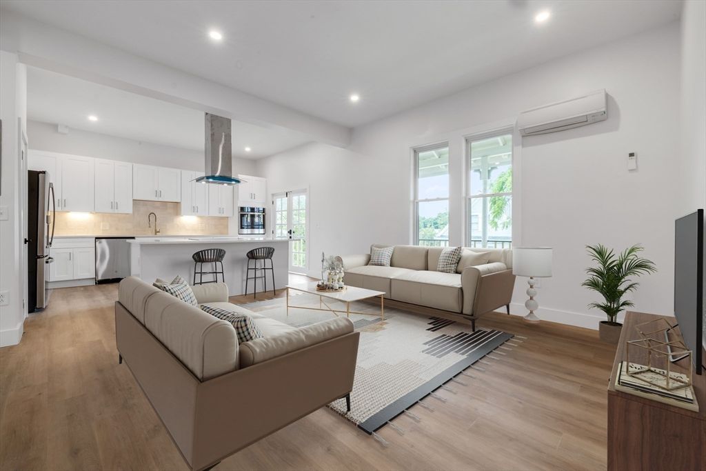 Interior, Kitchen, Living room, Recessed Lighting, Wood Texture Flooring