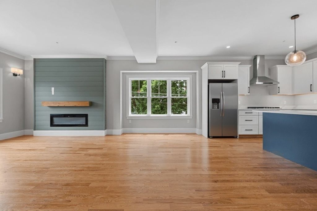 Fireplace, Interior, Kitchen, Pendant Lights, Recessed Lighting, Stainless Steel Appliances, Wood Texture Flooring