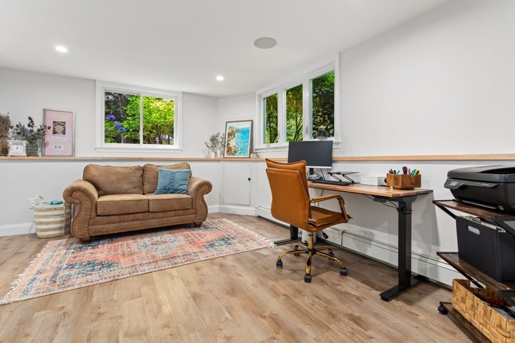 Home Office, Interior, Recessed Lighting, Wood Texture Flooring