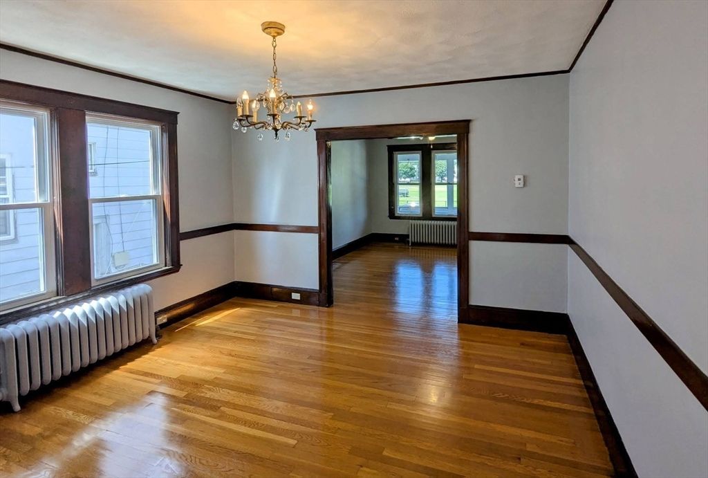 Chandelier, Empty room, Interior, Wood Texture Flooring