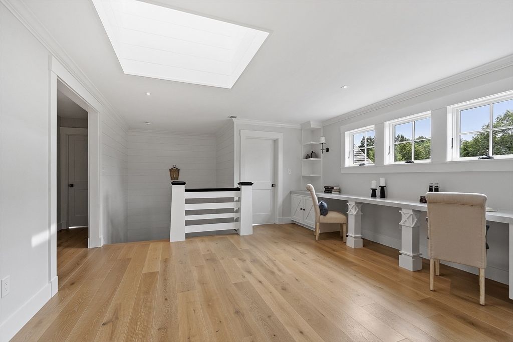 Home Office, Interior, Recessed Lighting, Wood Texture Flooring
