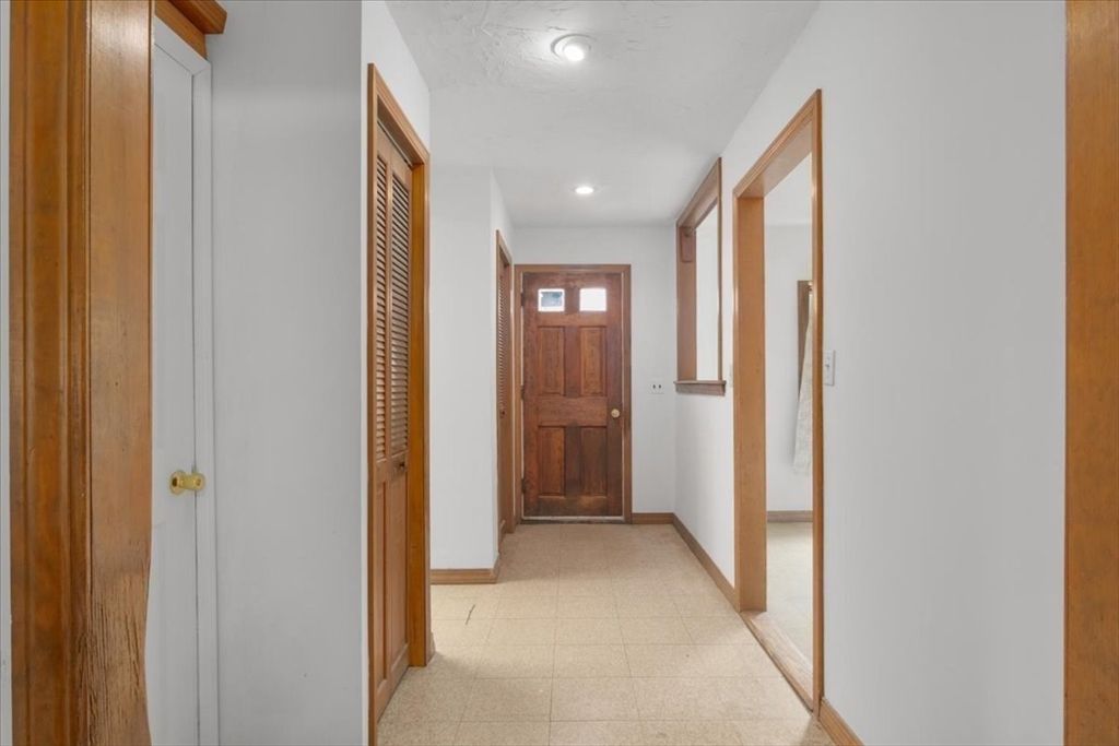 Interior, Recessed Lighting