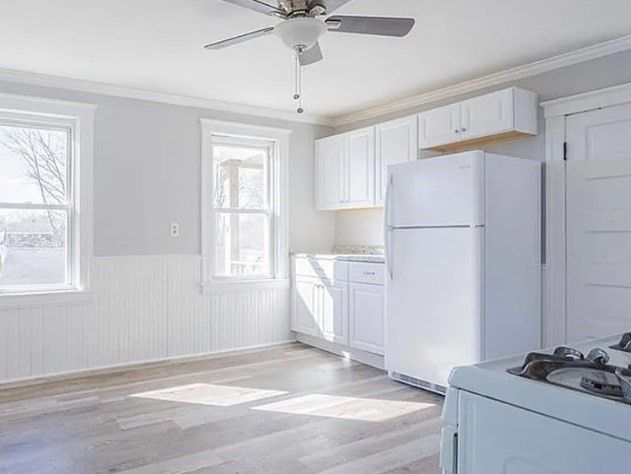 Interior, Kitchen, Wood Texture Flooring
