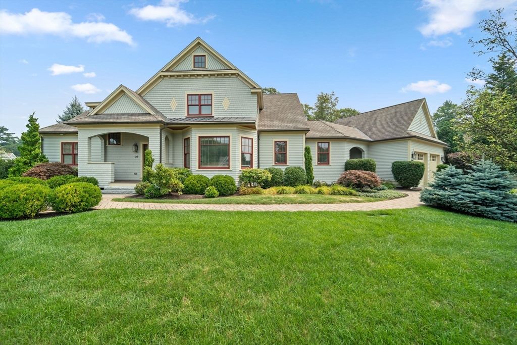 Backyard, Exterior, Facade, Farmhouse