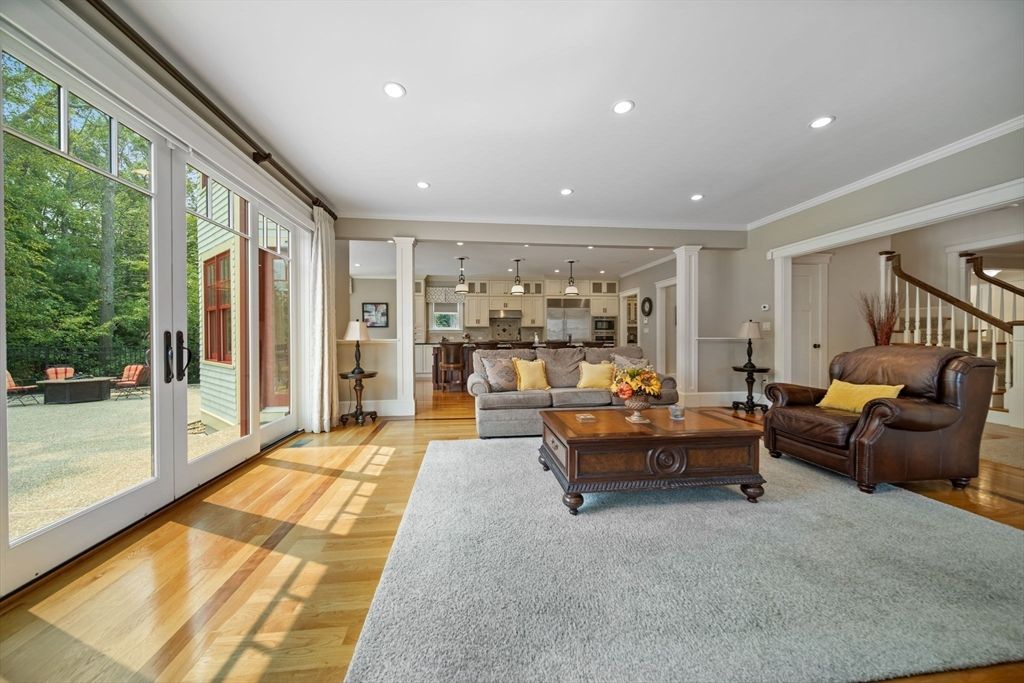 Interior, Kitchen, Living room, Pendant Lights, Recessed Lighting, Stainless Steel Appliances, Wood Texture Flooring