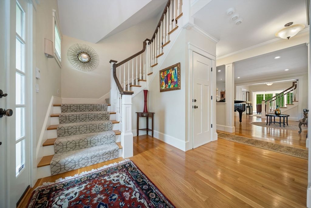 Interior, Piano, Recessed Lighting, Wood Texture Flooring