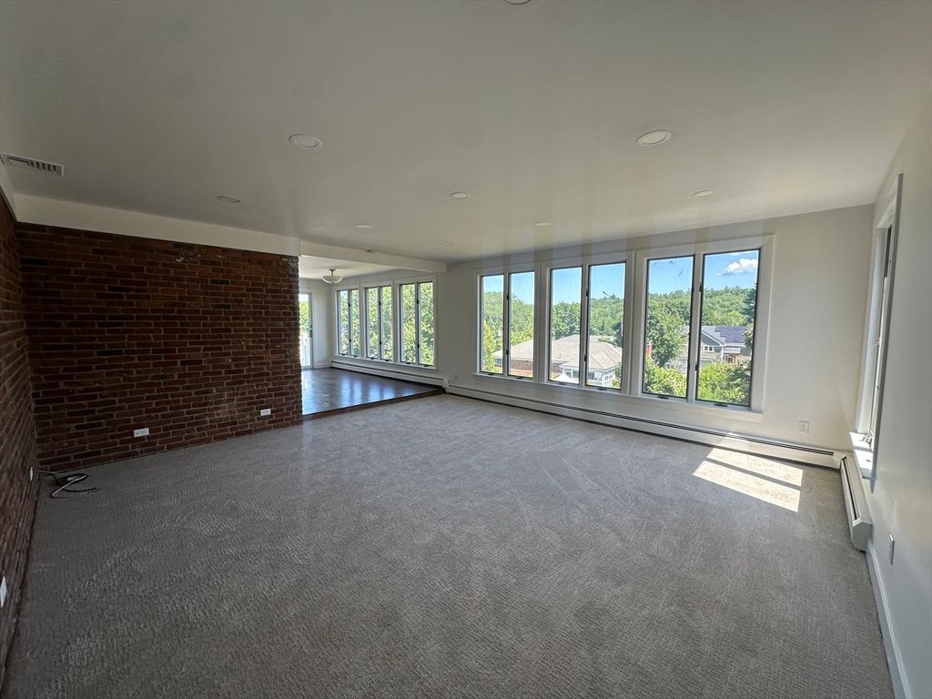 Empty room, Interior, Recessed Lighting, Stone Walls
