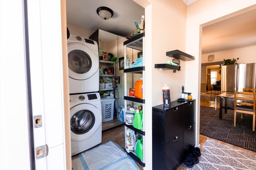 Interior, Utility Closets, Washer
