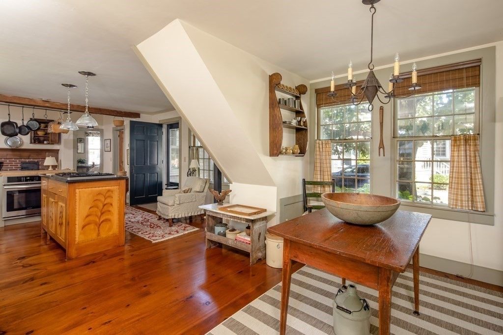 Interior, Kitchen, Pendant Lights, Wood Texture Flooring