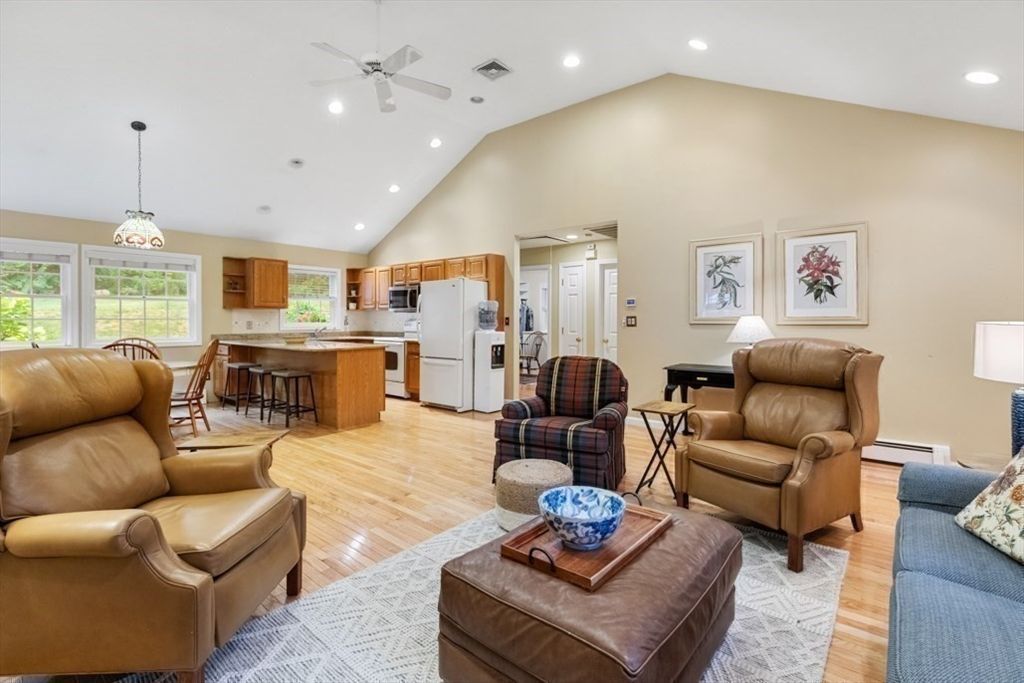 Interior, Kitchen, Living room, Pendant Lights, Recessed Lighting, Stainless Steel Appliances, Wood Texture Flooring