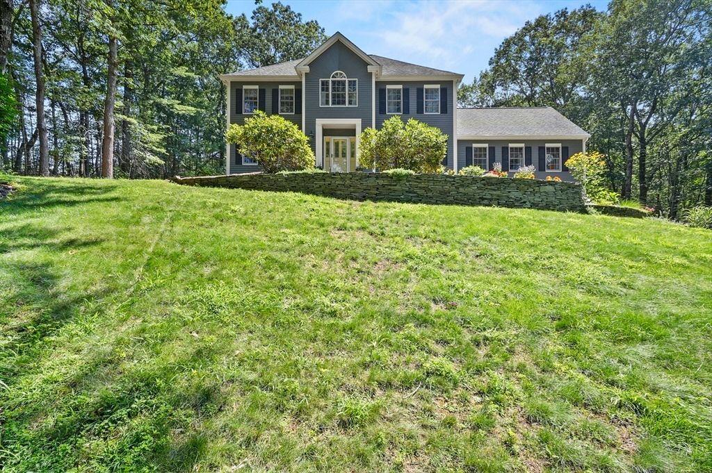 Backyard, Exterior, Facade, Georgian