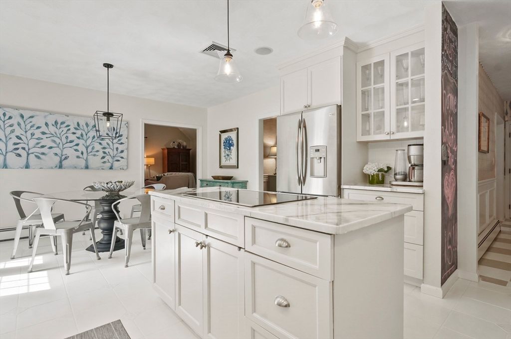 Dining room, Interior, Kitchen, Pendant Lights