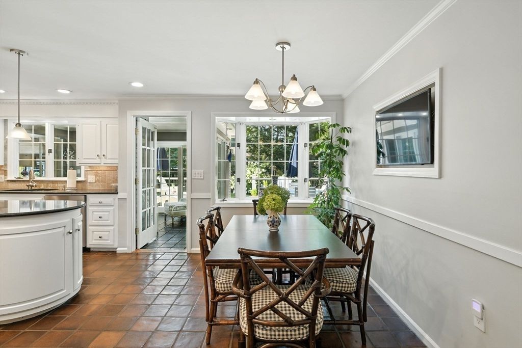 Chandelier, Dining room, Interior, Kitchen, Pendant Lights, Recessed Lighting