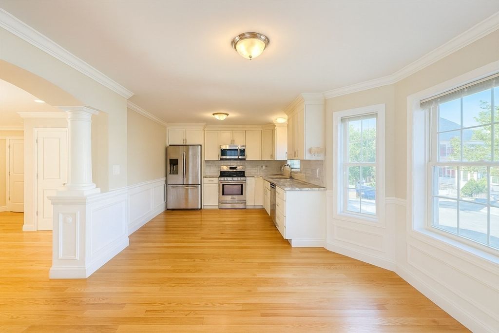 Interior, Kitchen, Stainless Steel Appliances, Wood Texture Flooring