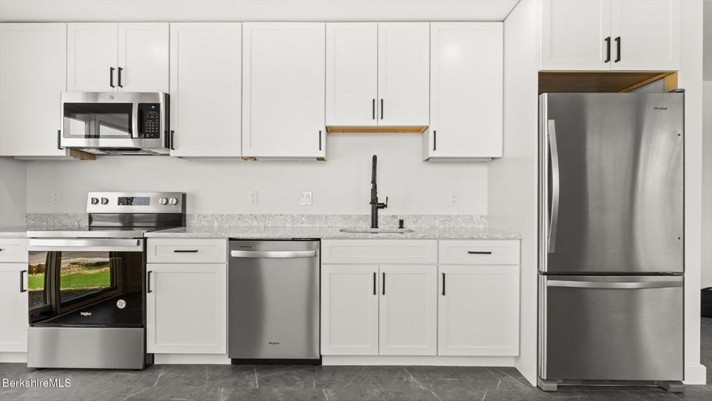 Interior, Kitchen, Stainless Steel Appliances