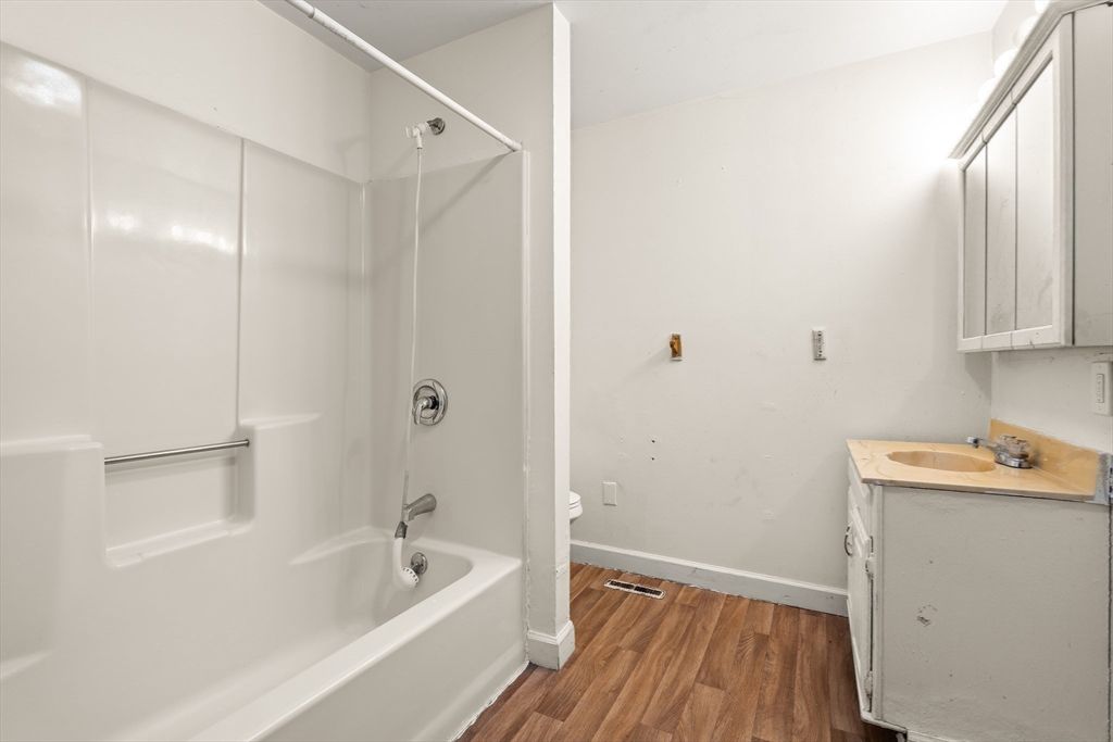 Bathroom, Interior, Wood Texture Flooring