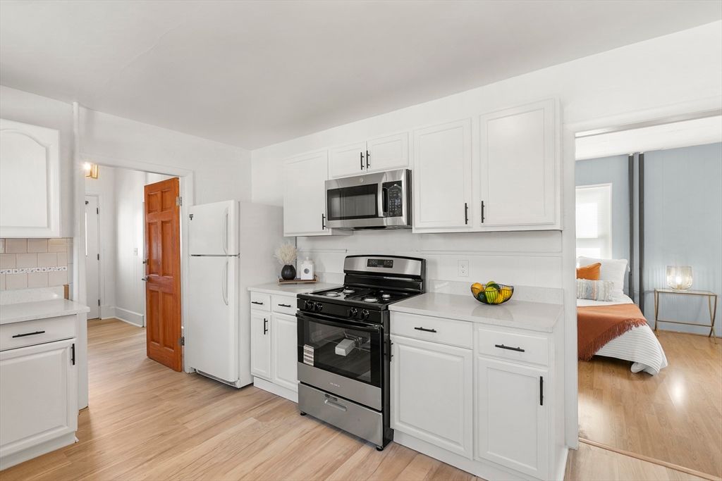 Interior, Kitchen, Stainless Steel Appliances, Wood Texture Flooring