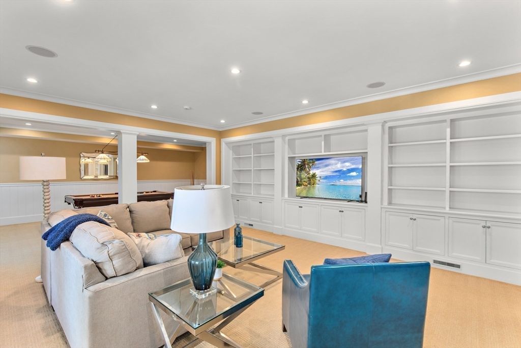 Game Room, Interior, Living room, Recessed Lighting