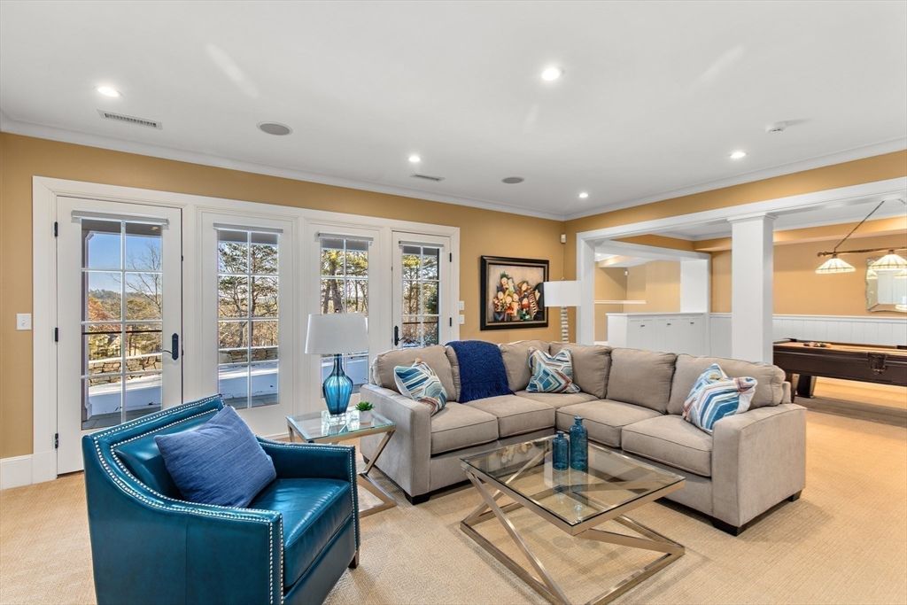 Billiard Table, Game Room, Interior, Living room, Recessed Lighting