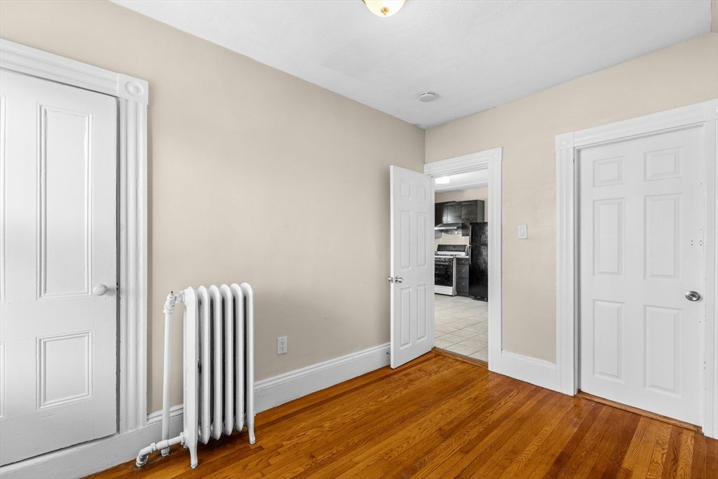 Empty room, Interior, Kitchen, Wood Texture Flooring
