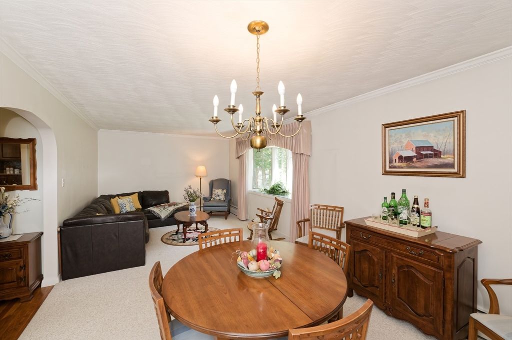 Chandelier, Dining room, Interior, Living room, Wood Texture Flooring