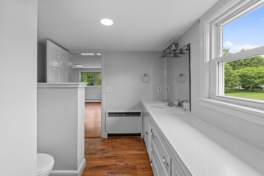 Bathroom, Interior, Recessed Lighting, Wood Texture Flooring