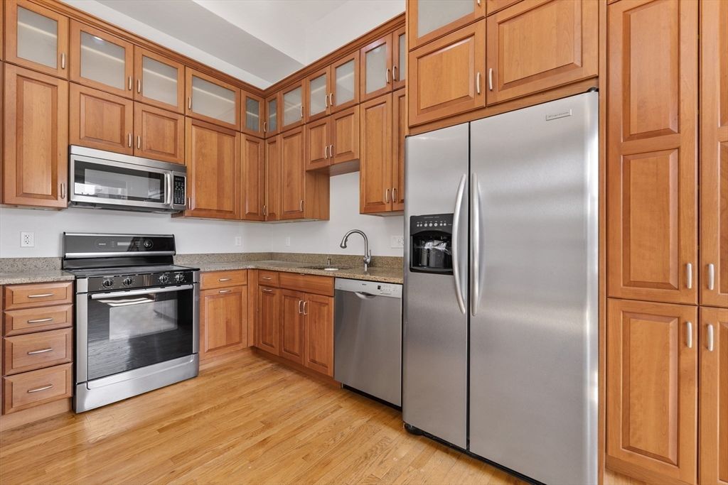 Interior, Kitchen, Stainless Steel Appliances, Wood Texture Flooring