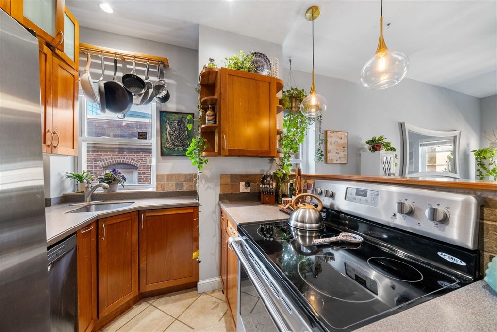 Interior, Kitchen, Pendant Lights, Recessed Lighting, Stainless Steel Appliances