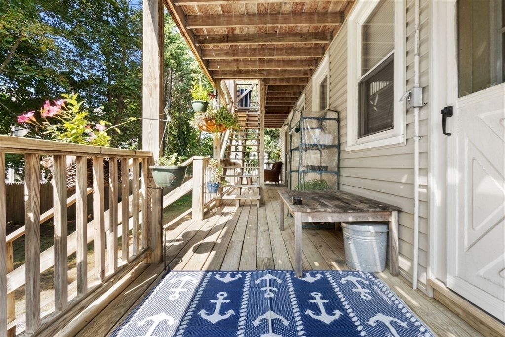 Exterior, Wood Texture Flooring