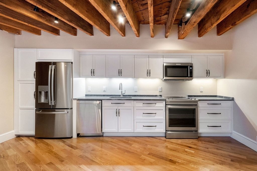 Interior, Kitchen, Stainless Steel Appliances, Wooden Beams, Wooden Ceilings, Wood Texture Flooring