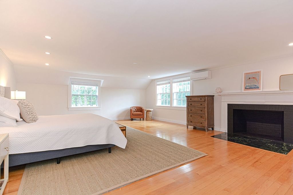 Bedroom, Fireplace, Interior, Recessed Lighting, Wood Texture Flooring