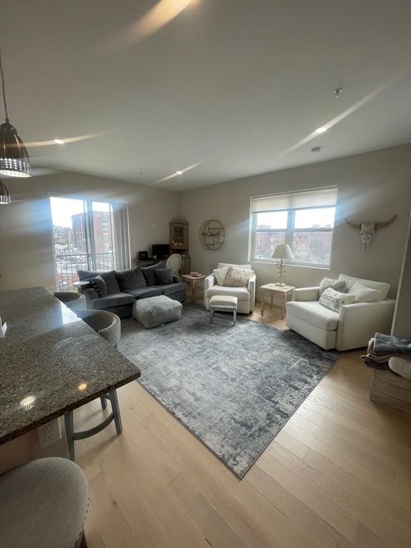 Interior, Living room, Recessed Lighting, Wood Texture Flooring