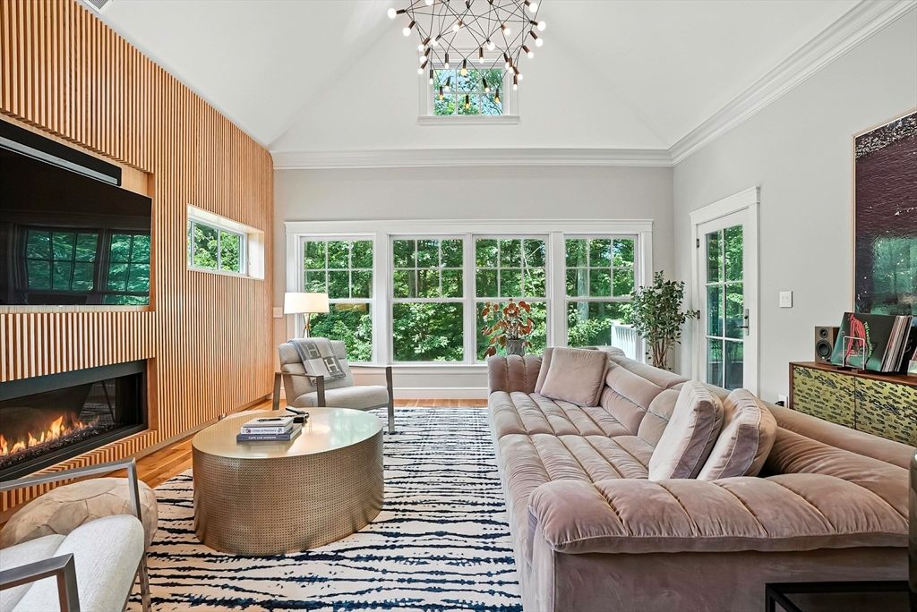 Fireplace, Interior, Living room