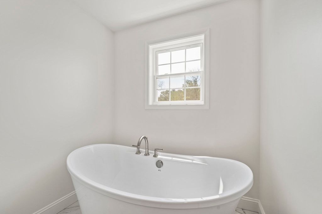 Bathroom, Free Standing Baths, Interior, Marble