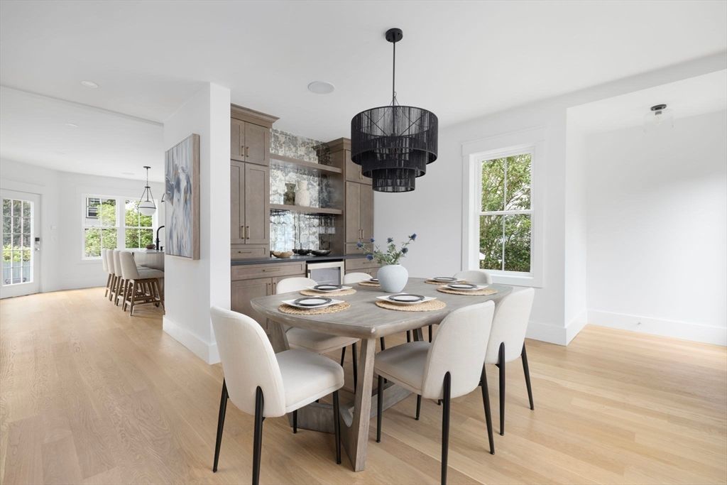 Chandelier, Dining room, Interior, Pendant Lights, Wood Texture Flooring