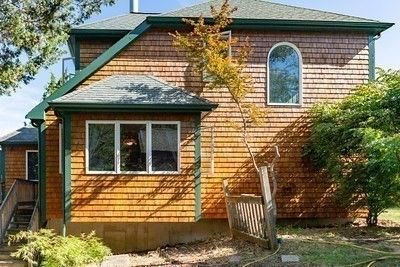 Exterior, Facade, None