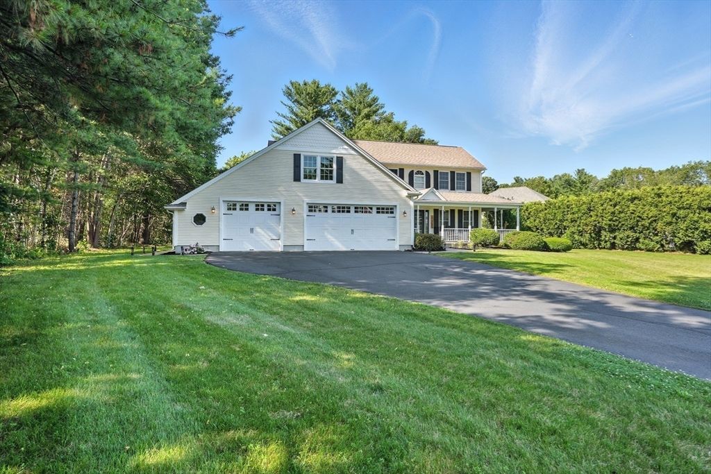 Attached, Backyard, Exterior, Facade, Farmhouse