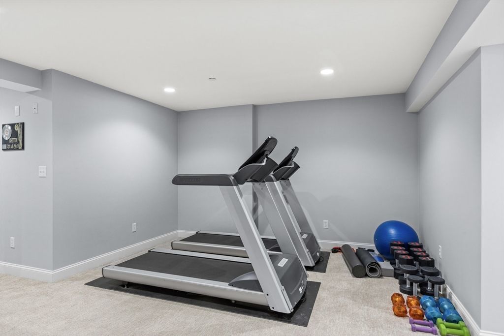 Fitness Equipment, Interior, Recessed Lighting
