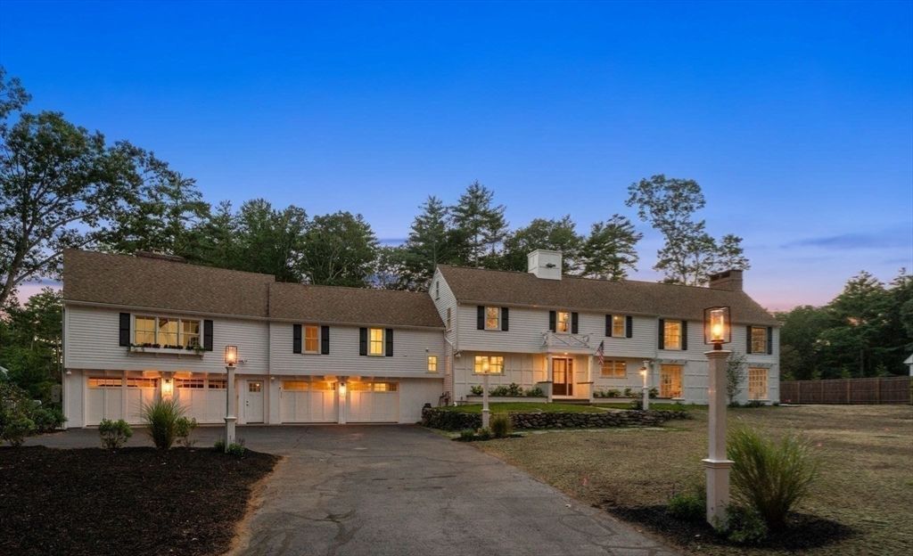 Attached, Backyard, Exterior, Facade, Farmhouse