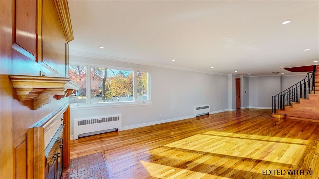 Interior, Recessed Lighting, Wood Texture Flooring