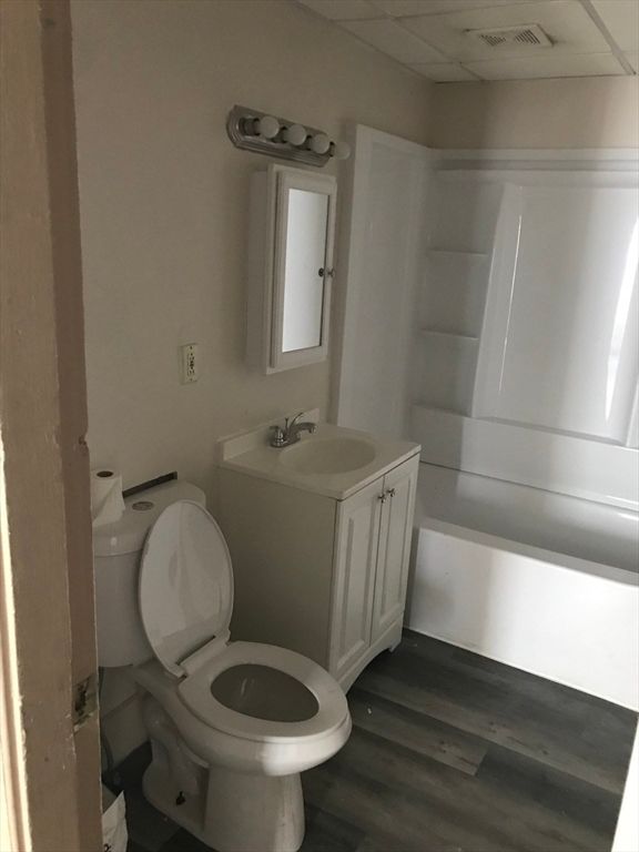 Bathroom, Interior, Wood Texture Flooring